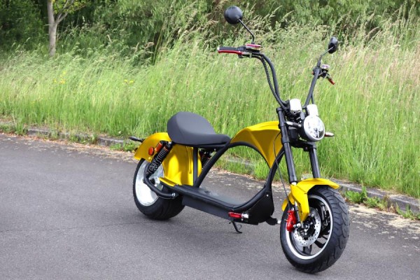 Elektro Scooter Coco Bike E-Chopper mit Straßenzulassung bis zu 48 km/h schnell - ca. 50 km Reichwei